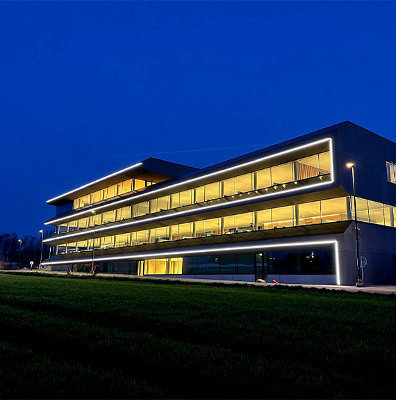 Illuminazione architettonica nell'edificio SIGMA